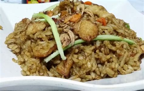 /ˌnɑːsi ɡɒˈrɛŋ/) refers to fried rice in both the indonesian and malay languages. Kitchen Mak Tok (Sajian Dapur Bonda): Nasi Goreng Kicap ...