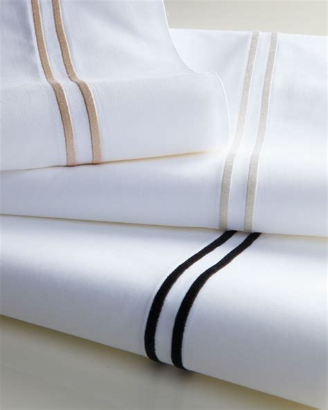 queen 200 thread count solid white resort fitted sheet luxury bed sheets bed linens luxury