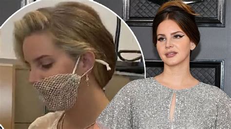 Lana Del Rey Slammed After She Wears Mesh Face Mask To Poetry Book Signing Event Mirror Online