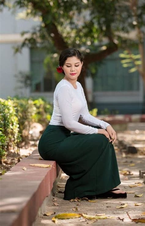 Pin On Myanmar Traditional Dress ผ้าถุง Burmese