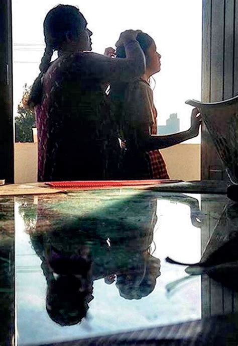 Heaps of antioxidants and fatty acids present in the coconut oil seal the hair fibers, and protects the hair from pollutants and environmental damage. Docs say home remedy of using powdered custard apple seeds ...