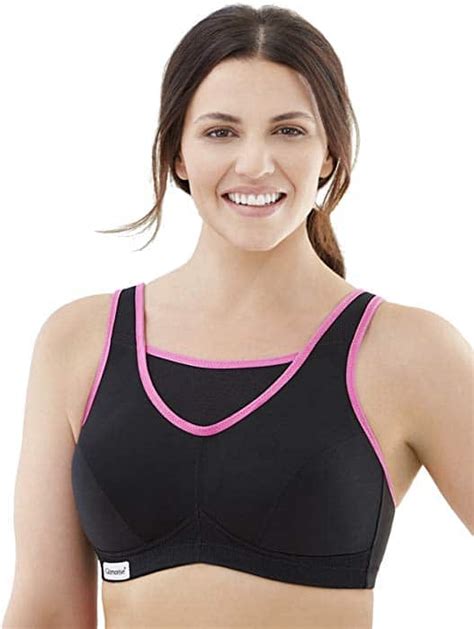 The 13 Best Sports Bras For Large Breasts 2021