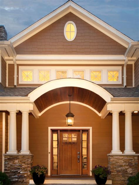 20 Stunning Entryways and Front Door Designs | Home ...