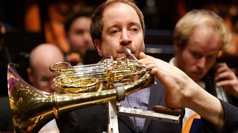 Who Is Felix Klieser Meet The French Horn Virtuoso Who Plays With His Left Foot Classic Fm