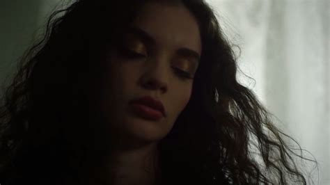 Sabrina Claudio Confidently Lost Sabrina Claudio Sabrina How To