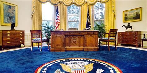 Neue hintergründe für ihre online. President Donald Trump Has Started Redecorating the Oval ...