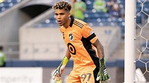 Minnesota United sign goalkeeper Dayne St. Clair to new three-year deal ...