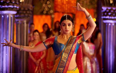 Alia Bhatt Dance In 2 States Movie Wallpapers 1680x1050 429889