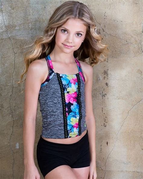 Pin By Peyton Heitz On Peyton Pey Heitz D Young Models Fashion Girl