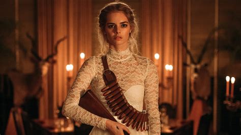 Samara Weaving Ready Or Not Shes The New Scream Queen Of Horror