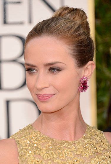 Golden Globes Best Beauty Looks Emily Blunt Harper S BAZAAR Emily Blunt Golden Globes