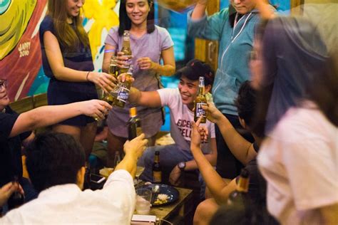 Guide To The Philippines Drinking Culture Inuman And Pulutan Favorites