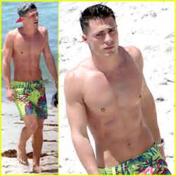 Arrows Colton Haynes Flaunts Six Pack Abs At The Beach Colton Haynes Shirtless Just Jared