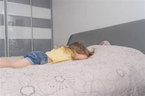 Cara Menambah Tinggi Badan Dan Tips Posisi Tidur Untuk Pertumbuhan