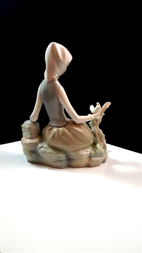 Vintage Lladro Shepardess With Dove 4600 Lladro Lady With Bird Etsy