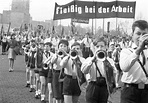 Leipzig: Fanfahrenkorps der Jungen Pioniere, Leipzig 1. Mai 1963