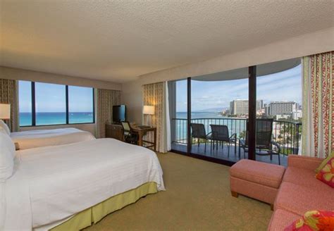 Waikiki Hawaii Luxury Suites Waikiki Beach Marriott Resort And Spa