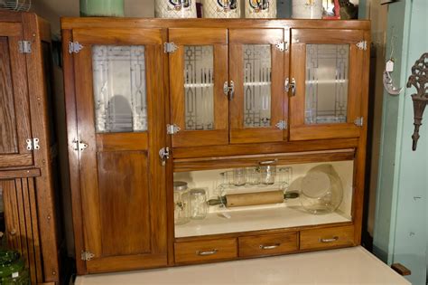 Our designers, with expertise in kitchen and bathroom design, are available in store and also virtually—via video conference, email or by phone—to offer design support and product. The Wildwood Flower: 1928 Montgomery Wards I-X-L Cabinet