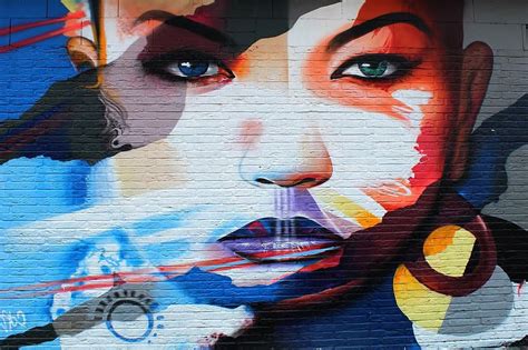 Graffiti Woman Painting Artwork Street Art Face Art Hauswand