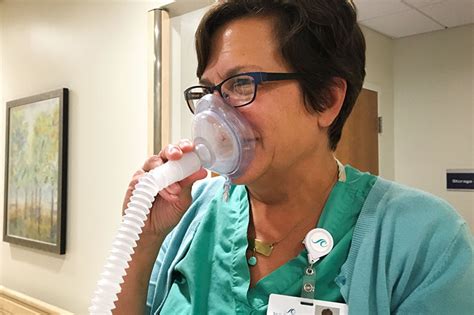 Laughing Gas For Labor Pain Its Poised For A Comeback California