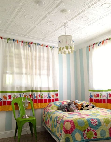 A masterpiece created in the ceiling, abstract ceiling should be emphasized finished floor glossy finish. Kids Bedroom with Decorative Ceiling Tiles | Styrofoam ...