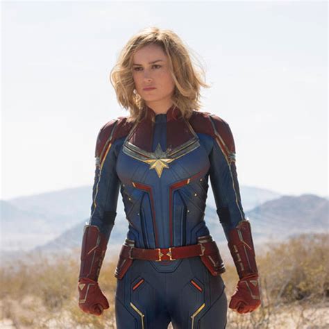 You Only Need 5 Items To Make A Super Easy Diy Captain Marvel Halloween