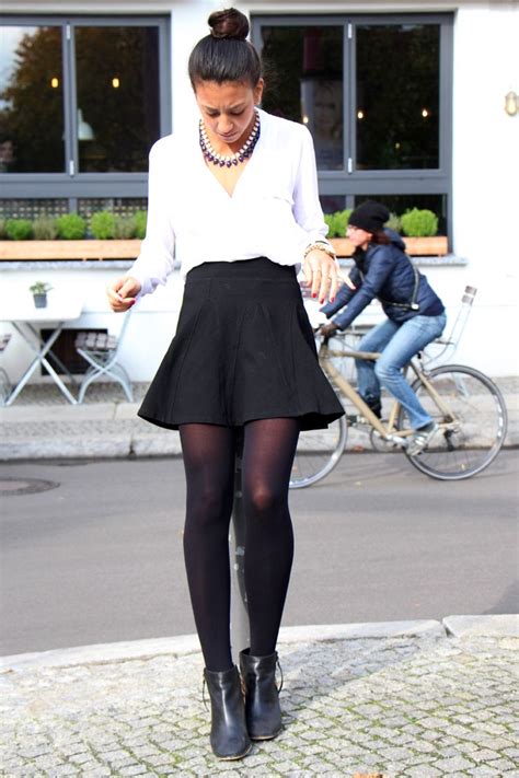 Black Skirt White Blouse Need White Blouse Like This Wear All The