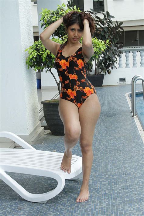 Beauty Galore Hd Manisha Kaur Hot Swimsuit Photos