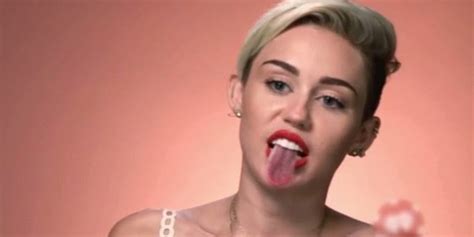 Miley Cyrus Tongue Cant Stop Either Huffpost