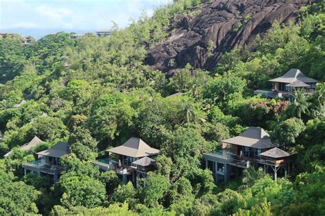 Review Four Seasons Resort Seychelles