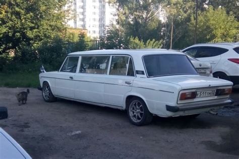 20 Amazing Photos Of Luxurious Lada Stretched Limousines Vintage
