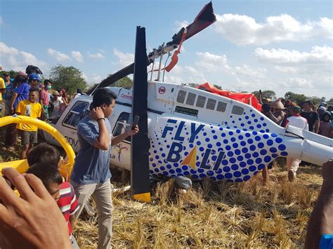 Helikopter ini dikabarkan bisa dengan mudah dikendalikan hanya dengan menggunakan joystick, layaknya sebuah pesawat tanpa awak atau drone. Helikopter Jatuh di Bandara Lombok, 3 Korban Luka Segera ...