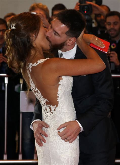 las fotos más íntimas de la boda de messi y antonella