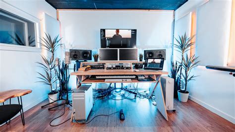 Minimalist Recording Studio Setup 2021 Judah Earl Studio Tour Youtube