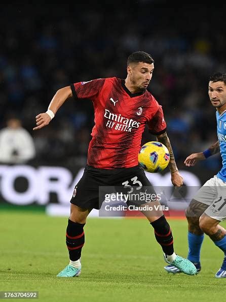 Rade Krunic Of Ac Milan In Action During The Serie A Tim Match News