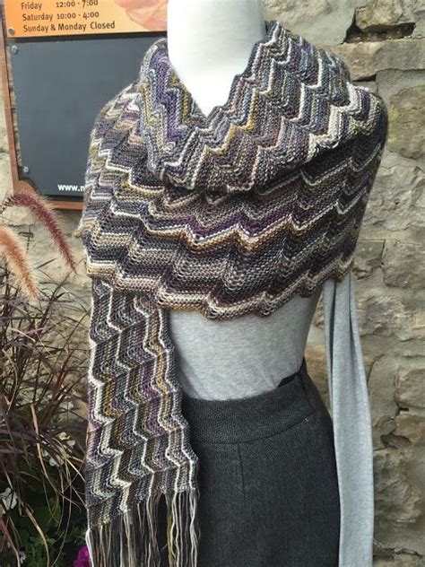 A Really Good Yarn Chevron Yarn Shawls And Wraps