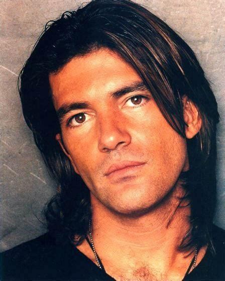 Seven style lessons to learn from a young antonio banderas. 40 best Antonio banderas images on Pinterest | Celebrity ...