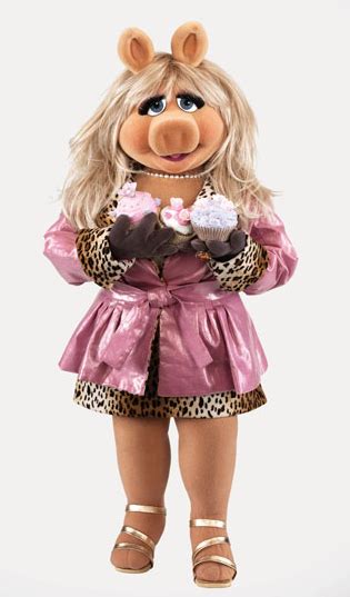 Miss Piggy Heroes Wiki