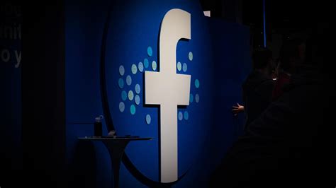 Facebook Fined 23 Million For Violating Germanys Hate Speech Law Cnet