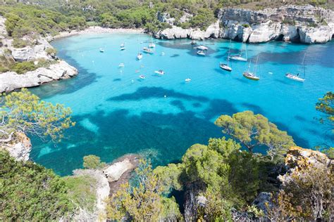 De bästa stränderna badvikarna på Menorca