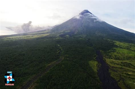 Photos Mayon Volcano Crater Aerial Inspection January 17 2018