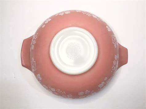 Vintage Pyrex Pink Gooseberry Qt Cinderella Nesting Mixing Bowl