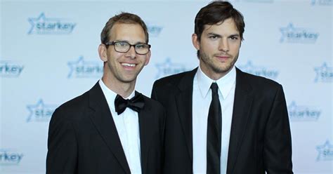 Ashton Kutcher Reveals He Once Considered Jumping Off A Balcony To Save His Brother S Life