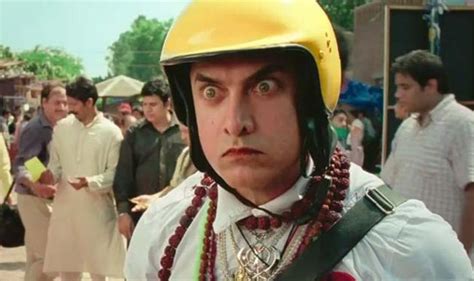 Pk Movie Review Aamir Khan And Anushka Sharma Share Adorable Chemistry