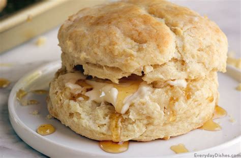 easy buttermilk biscuits recipe video