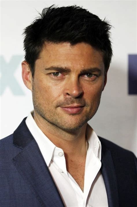 Karl Urban Age Weight Height Measurements Celebrity Sizes