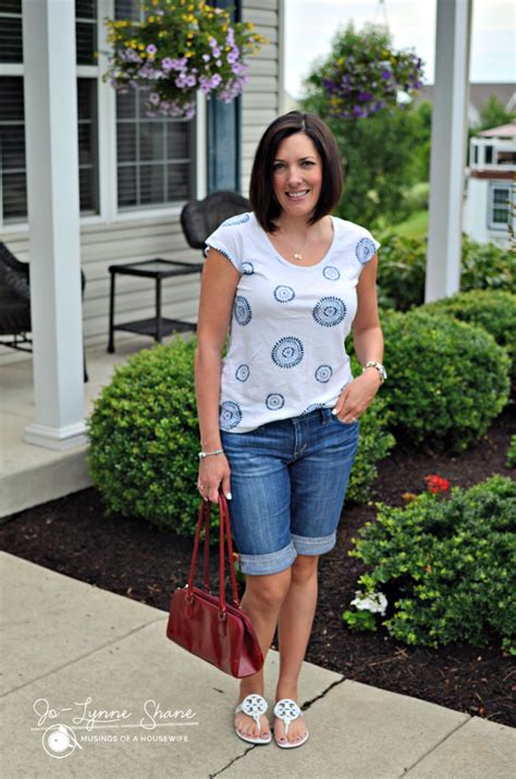 Fashion Over 40 Daily Mom Style 07 09 14