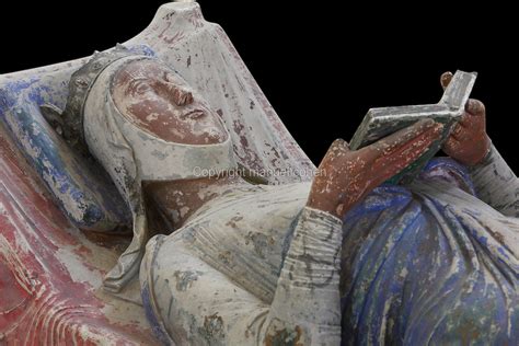 Effigy Of Eleanor Of Aquitaine Fontevraud Abbey Loire Valley France