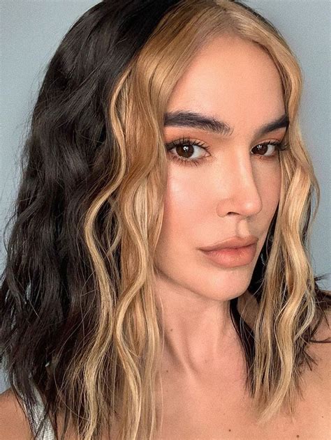 Though the two colors seem conflicting in theory, when mixed they create a subtle transition, which is perfect for women who. Chunky Highlights: the Biggest Hair Trend of 2020 | Who ...