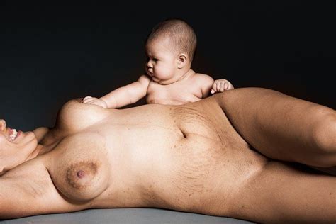 Boobs Feeding Nude Gallery Kinky Bigtities Com